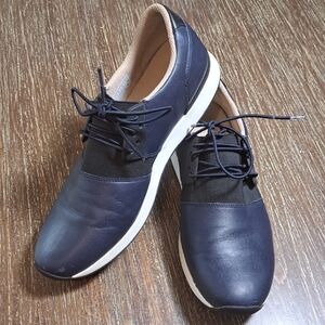 Vionic Carmen Navy Leather Women’s Sneakers Trainers Slip On Lace Up Size 11